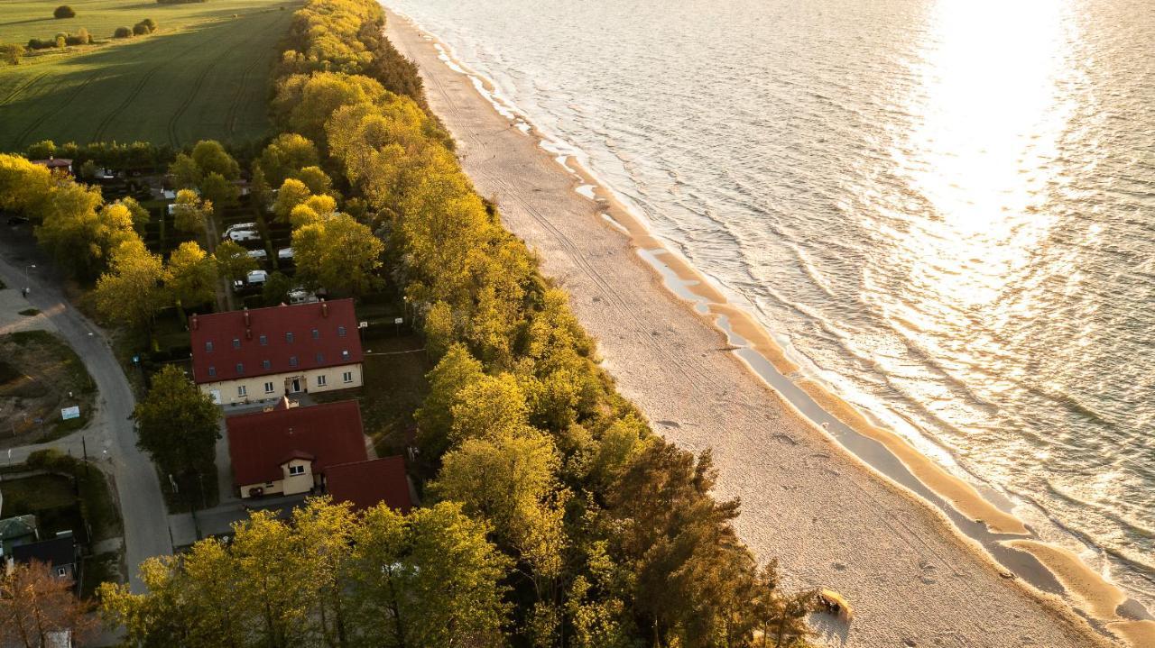 Nad Brzegiem Baltyku Hotel Sarbinowo Bagian luar foto
