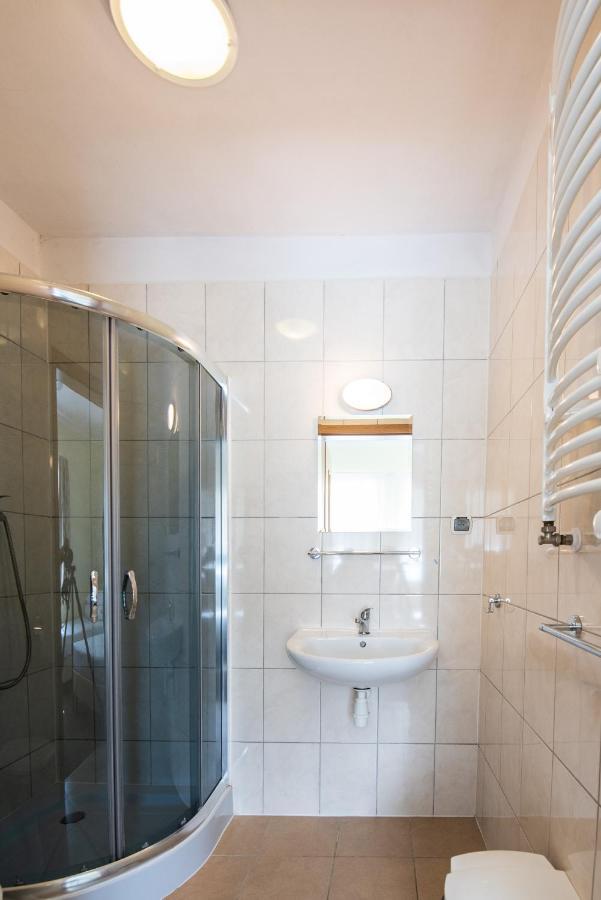 Nad Brzegiem Baltyku Hotel Sarbinowo Bagian luar foto