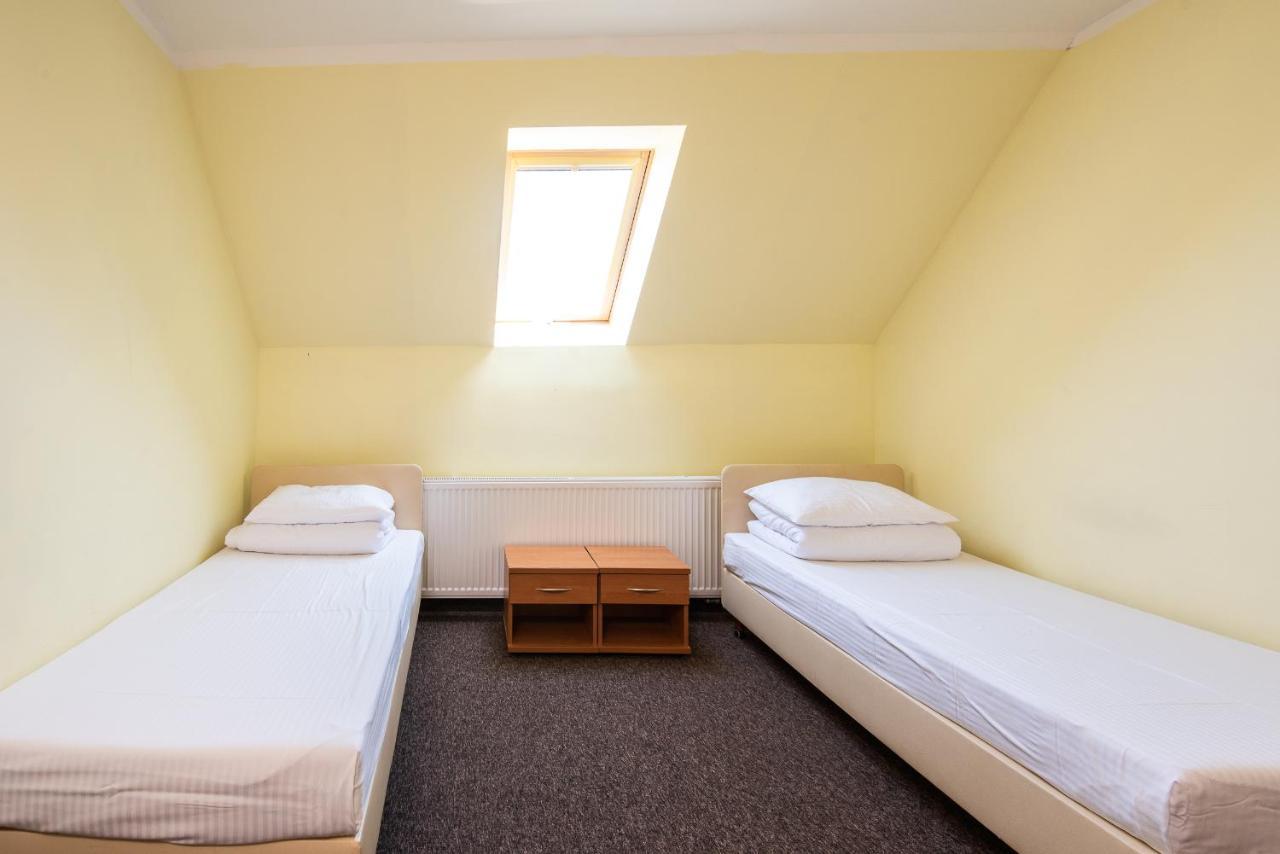 Nad Brzegiem Baltyku Hotel Sarbinowo Bagian luar foto